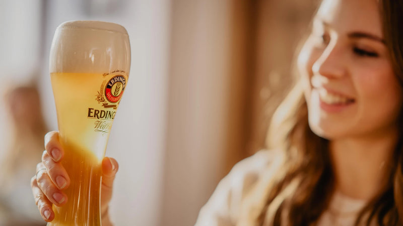 Erdinger Weissbier 6pk bottles