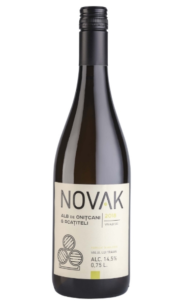 Novak Alb de Onitcani-Rkatsiteli bottle
