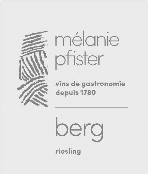 Melanie Pfister Riesling Berg label