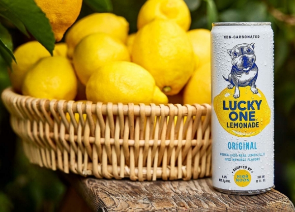 Lucky One Lemonade Original Non-Carbonated 8pk cans